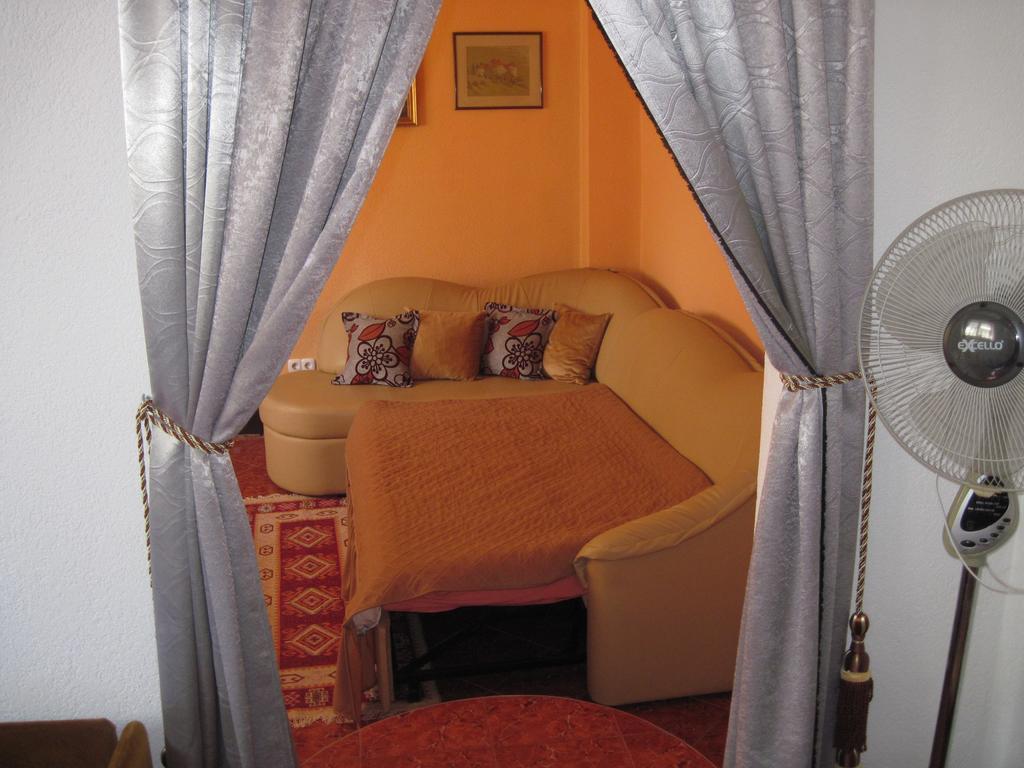 Apartment Yasica Izacic エクステリア 写真